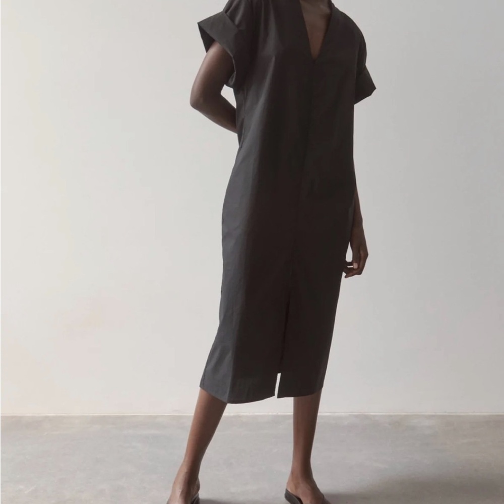 St Agni Elegant Black Midi Dress